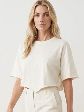 SHEIN Cream Cropped Crewneck Tee